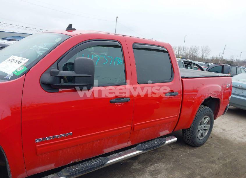 Photo 14 of 2011 Gmc Sierra 1500 SLE (VIN 3GTP2VE35BG246971)