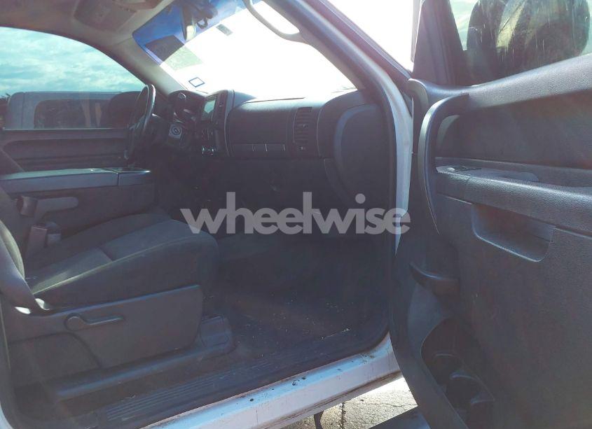 Photo 5 of 2011 Gmc Sierra 1500 SLE (VIN 3GTP2VE35BG374126)