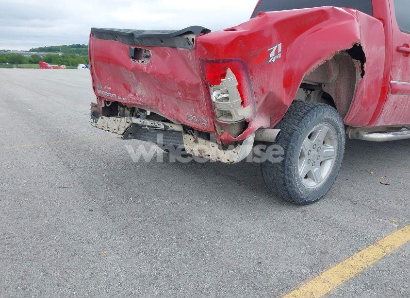 Photo 6 of 2011 Gmc Sierra 1500 SLE (VIN 3GTP2VE36BG115189)