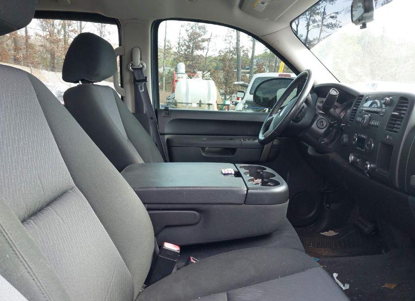 Photo 5 of 2011 Gmc Sierra 1500 SLE (VIN 3GTP2VE36BG207144)