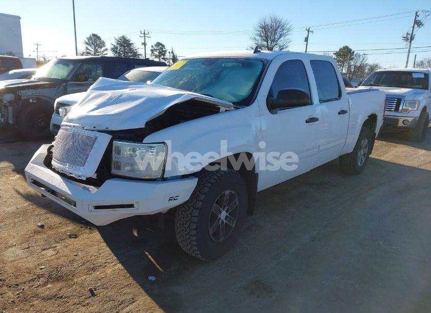 Photo 2 of 2011 Gmc Sierra 1500 SLE (VIN 3GTP2VE36BG336596)