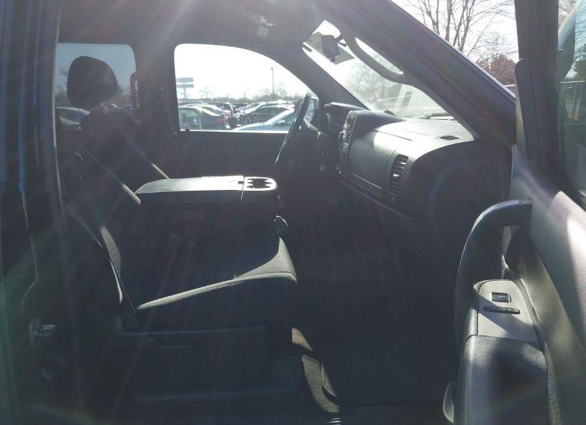 Photo 5 of 2011 Gmc Sierra 1500 SLE (VIN 3GTP2VE38BG371964)