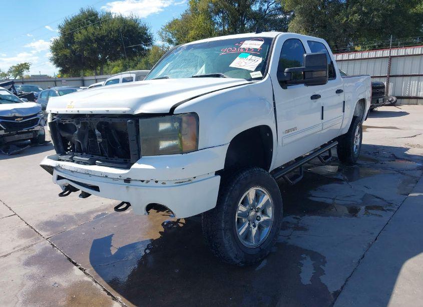Photo 2 of 2011 Gmc Sierra 1500 SLE (VIN 3GTP2VE38BG397206)