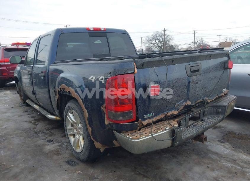 Photo 3 of 2011 Gmc Sierra 1500 SLE (VIN 3GTP2VE39BG280427)