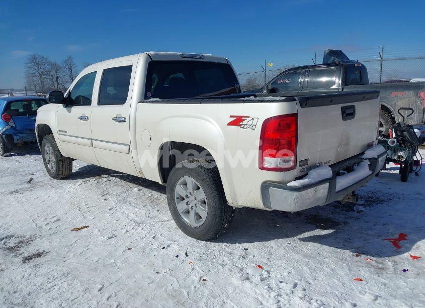 Photo 3 of 2013 Gmc Sierra 1500 SLE (VIN 3GTP2VE75DG178306)