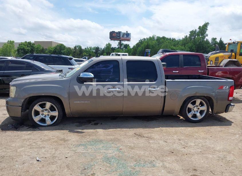 Photo 15 of 2013 Gmc Sierra 1500 SLE (VIN 3GTP2VE75DG283623)