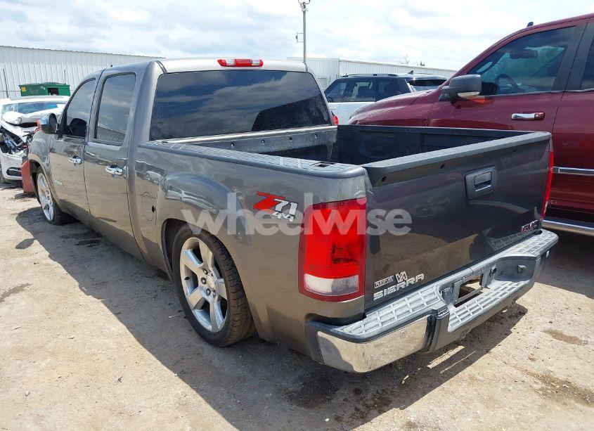 Photo 3 of 2013 Gmc Sierra 1500 SLE (VIN 3GTP2VE75DG283623)