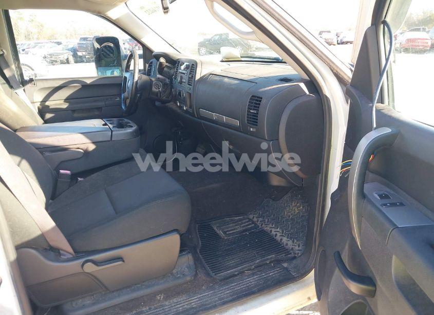 Photo 5 of 2013 Gmc Sierra 1500 SLE (VIN 3GTP2VE76DG275417)