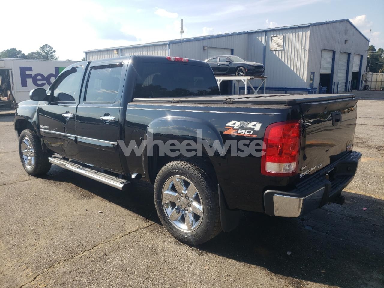 Photo 2 of 2012 GMC SIERRA K1500 SLE (VIN 3GTP2VE77CG140932)
