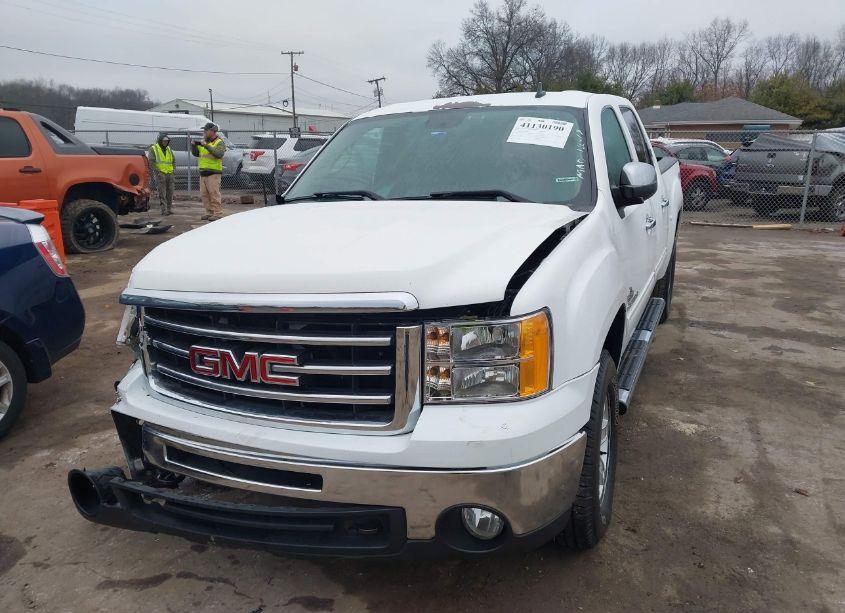 Photo 2 of 2013 Gmc Sierra 1500 SLE (VIN 3GTP2VE78DG288587)