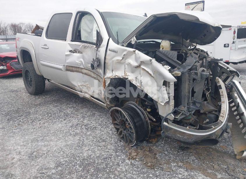 2011 Gmc Sierra 1500 SLT (VIN 3GTP2WE21BG277874) main photo
