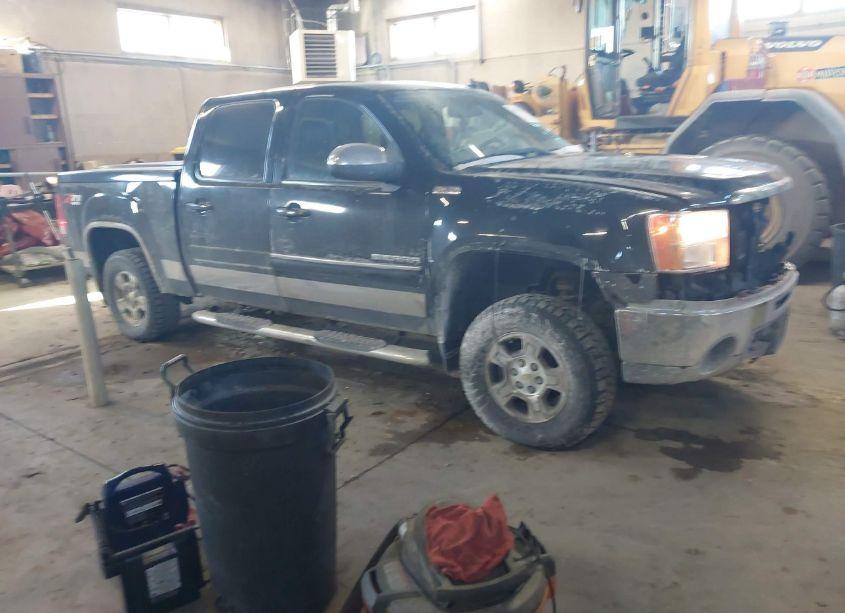 2011 Gmc Sierra 1500 SLT (VIN 3GTP2WE38BG204445) main photo