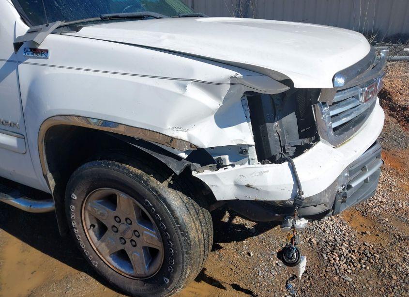 Photo 18 of 2011 Gmc Sierra 1500 SLT (VIN 3GTP2WE39BG107688)