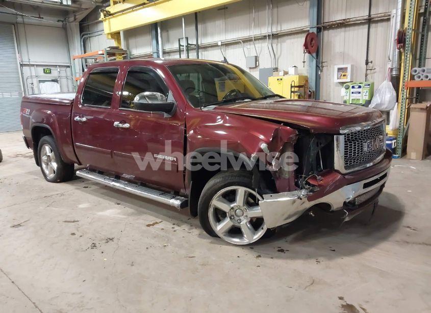 2013 Gmc Sierra 1500 SLT (VIN 3GTP2WE70DG138799) main photo