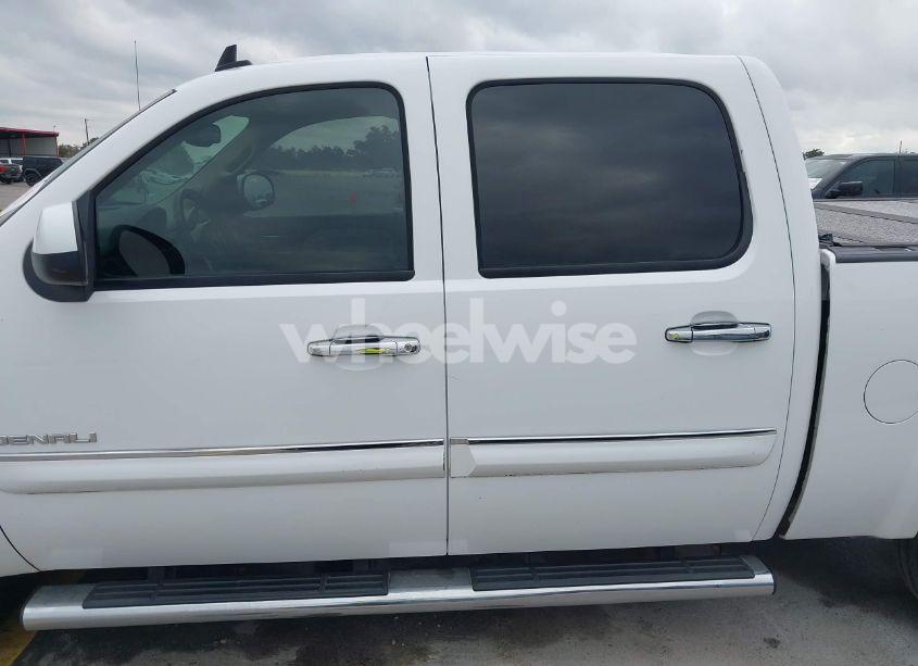 Photo 14 of 2011 Gmc Sierra 1500 DENALI (VIN 3GTP2XE25BG404518)
