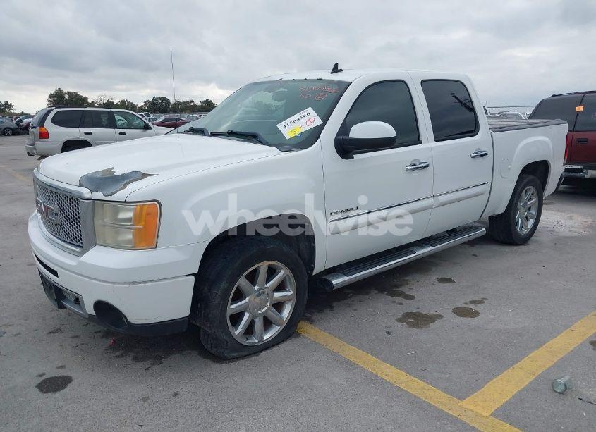 Photo 2 of 2011 Gmc Sierra 1500 DENALI (VIN 3GTP2XE25BG404518)