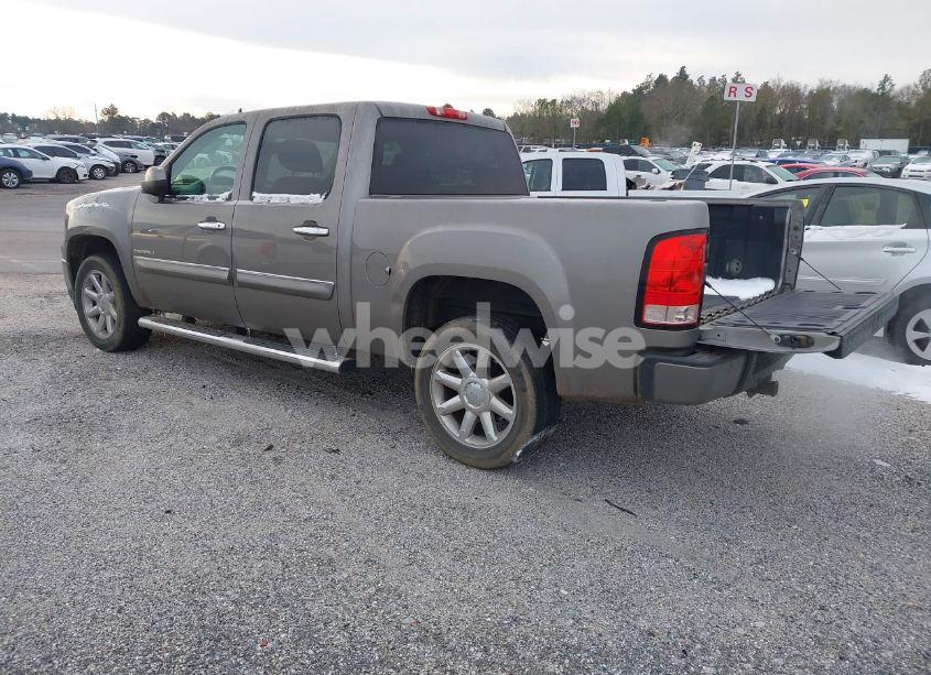 Photo 3 of 2013 Gmc Sierra 1500 DENALI (VIN 3GTP2XE25DG238147)