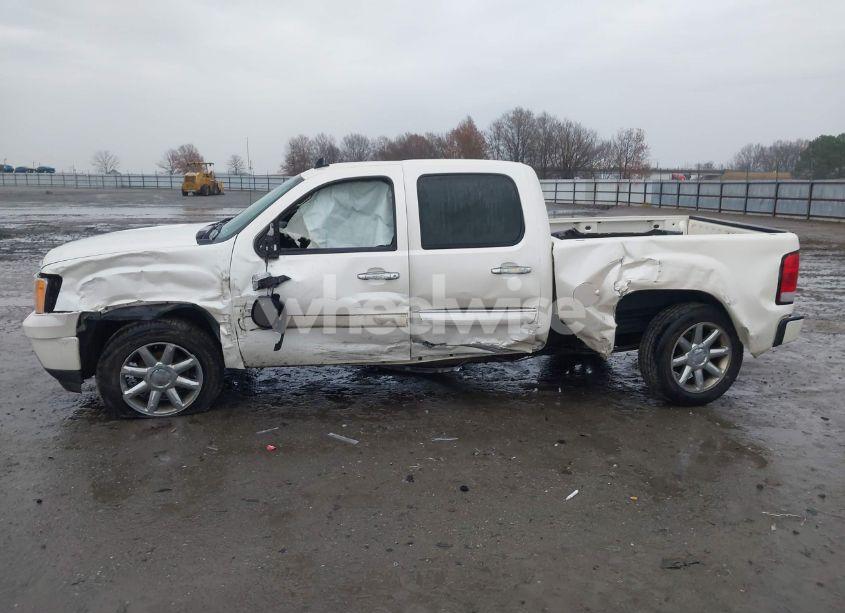 Photo 14 of 2013 Gmc Sierra 1500 DENALI (VIN 3GTP2XE27DG113067)