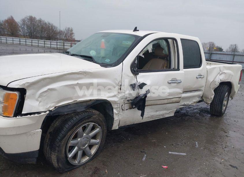 Photo 6 of 2013 Gmc Sierra 1500 DENALI (VIN 3GTP2XE27DG113067)