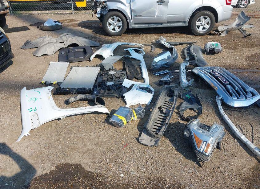 Photo 19 of 2019 Gmc Sierra 1500 SLT (VIN 3GTP8DED7KG183339)