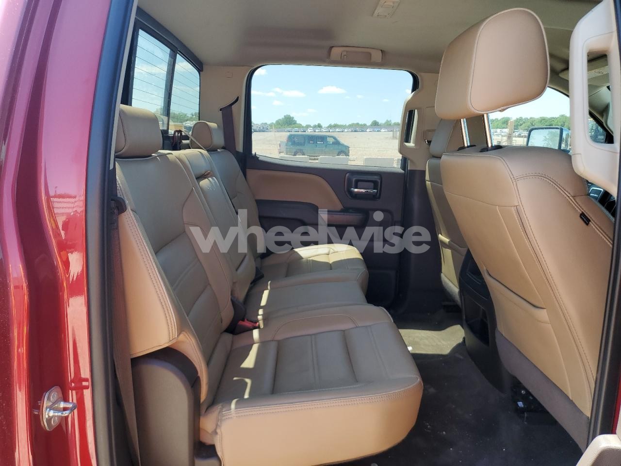 Photo 10 of 2018 GMC SIERRA K2500 DENALI (VIN 3GTP9EEL4KG280217)