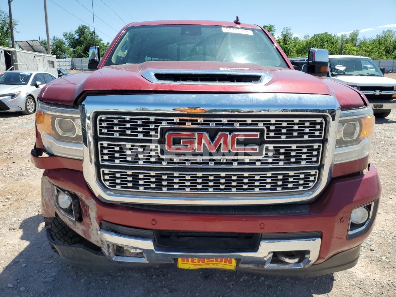 Photo 5 of 2018 GMC SIERRA K2500 DENALI (VIN 3GTP9EEL4KG280217)