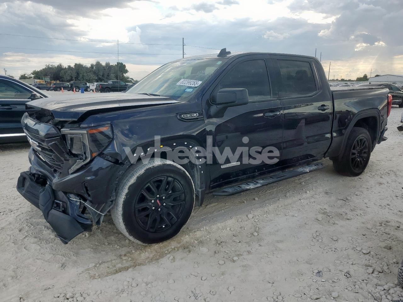 2024 GMC SIERRA C1500 ELEVATION (VIN 3GTPHCED9RG253038) main photo