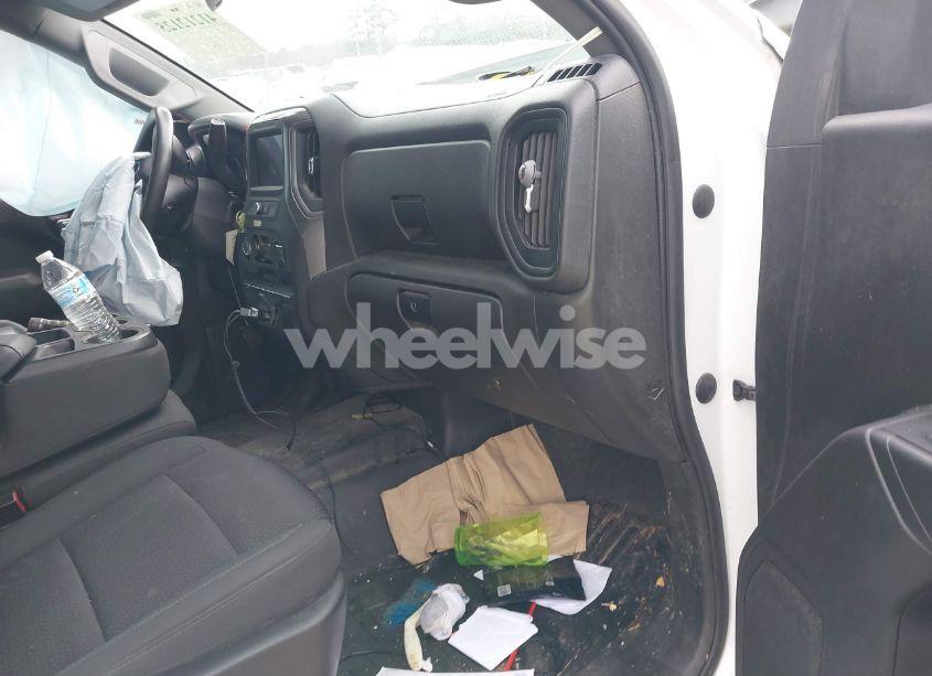 Photo 5 of 2022 Gmc Sierra 1500 4WD SHORT BOX PRO (VIN 3GTPUAEK3NG523227)