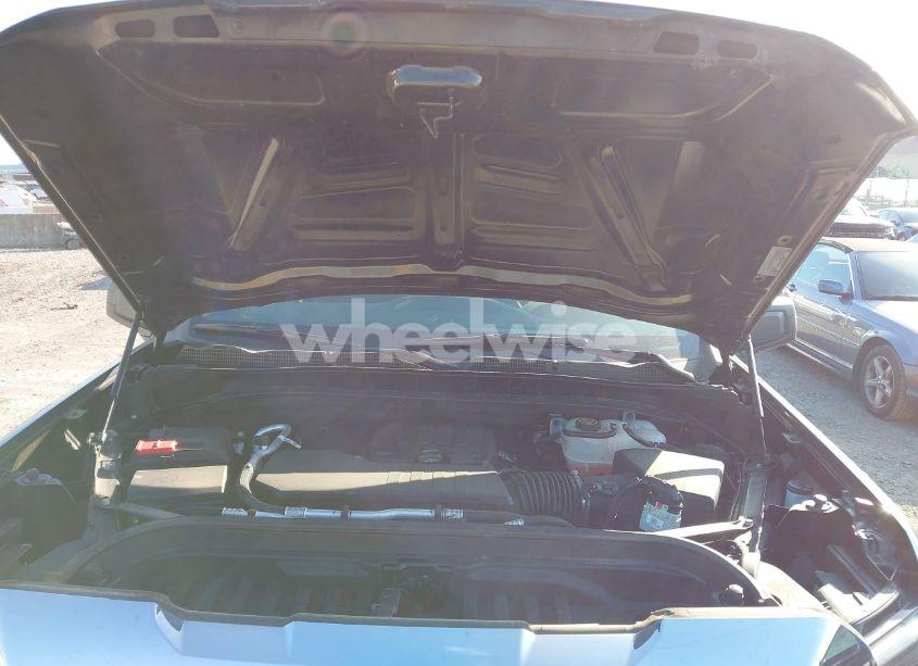 Photo 10 of 2024 Gmc Sierra 1500 4WD SHORT BOX PRO (VIN 3GTPUAEK5RG158524)