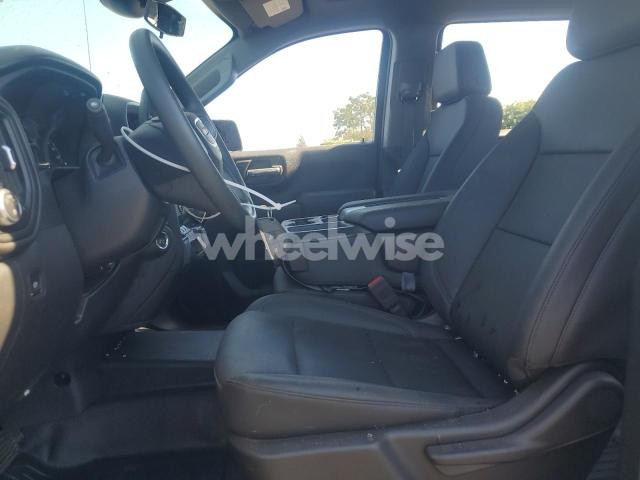 Photo 4 of 2025 GMC SIERRA K1500 (VIN 3GTPUAEK6SG306184)