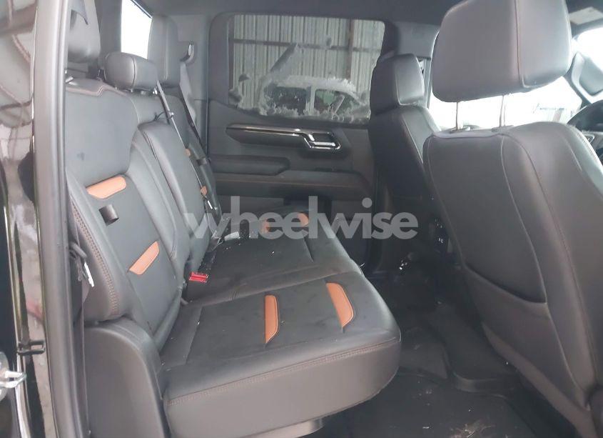 Photo 8 of 2022 Gmc Sierra 1500 4WD SHORT BOX AT4 (VIN 3GTPUEEL2NG521193)