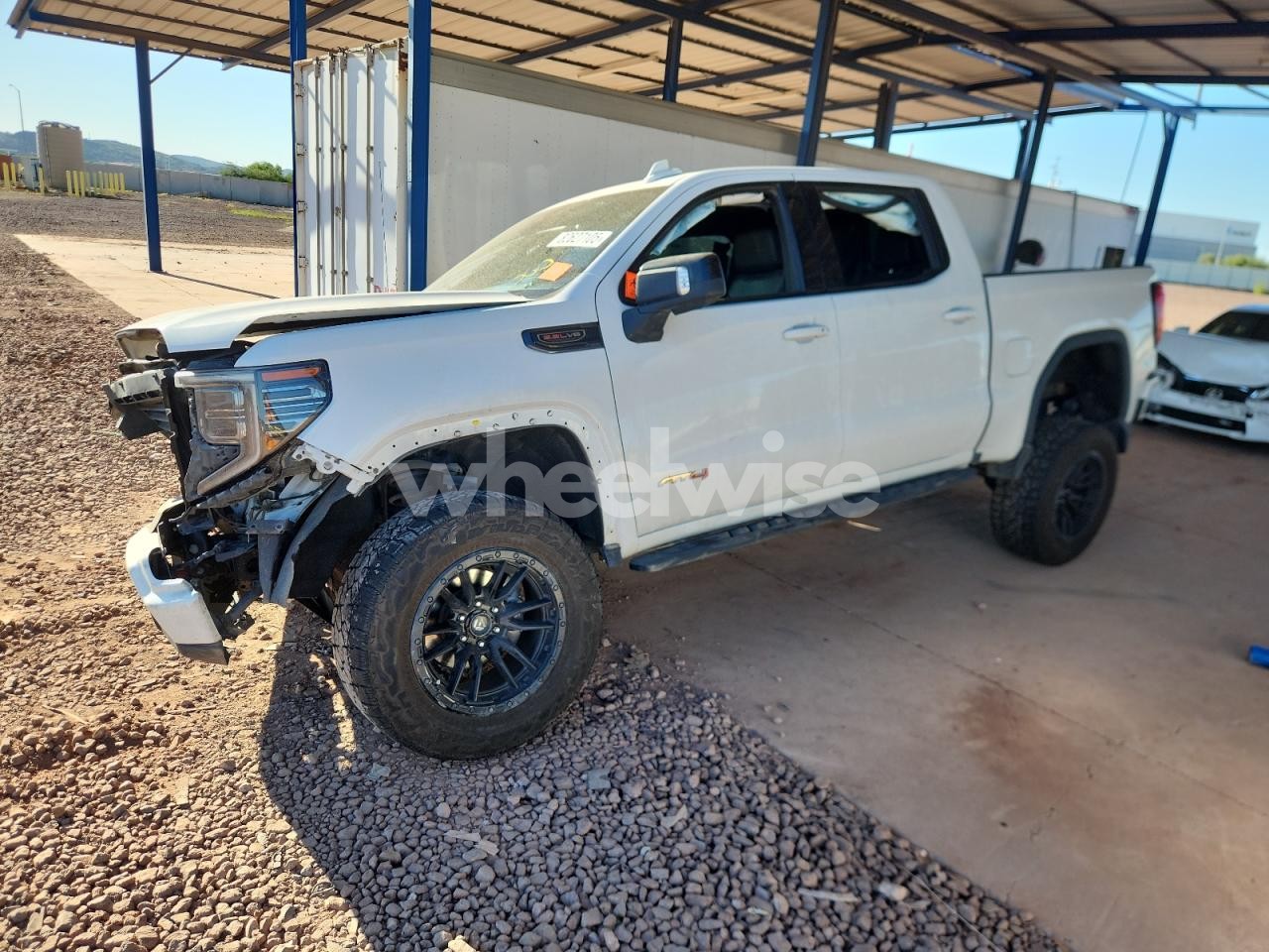 2022 GMC SIERRA K1500 AT4 (VIN 3GTPUEEL2NG526734) main photo