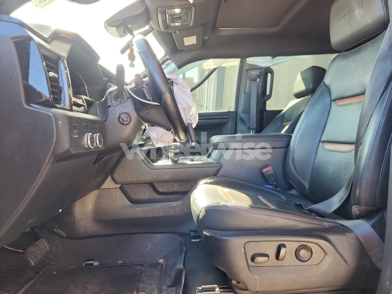 Photo 7 of 2022 GMC SIERRA K1500 AT4 (VIN 3GTPUEEL2NG526734)
