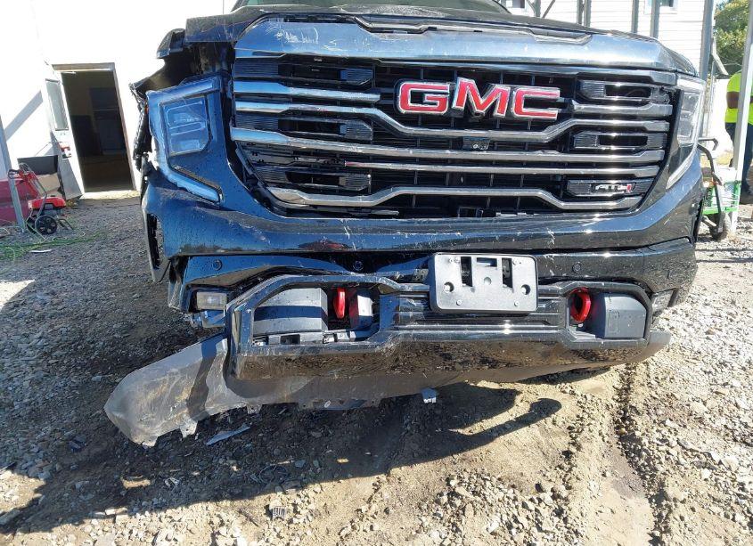 Photo 18 of 2022 Gmc Sierra 1500 4WD SHORT BOX AT4 (VIN 3GTPUEEL7NG557459)