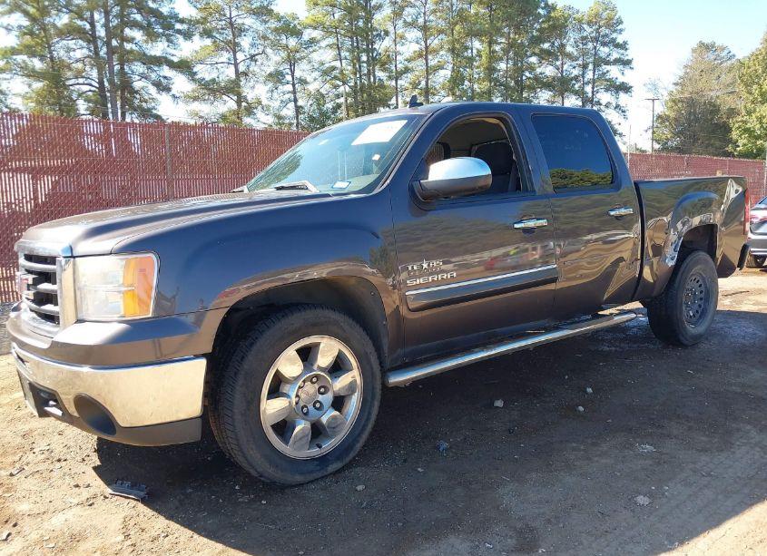 Photo 2 of 2010 Gmc Sierra 1500 SLE (VIN 3GTRCVE03AG161217)