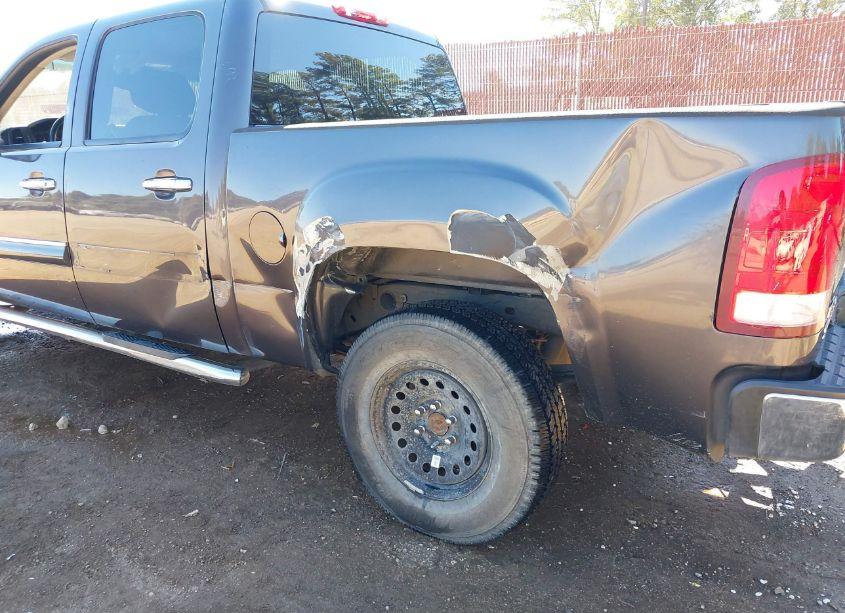 Photo 6 of 2010 Gmc Sierra 1500 SLE (VIN 3GTRCVE03AG161217)