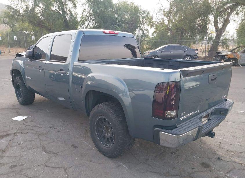 Photo 3 of 2010 Gmc Sierra 1500 SLE (VIN 3GTRCVE07AG269579)