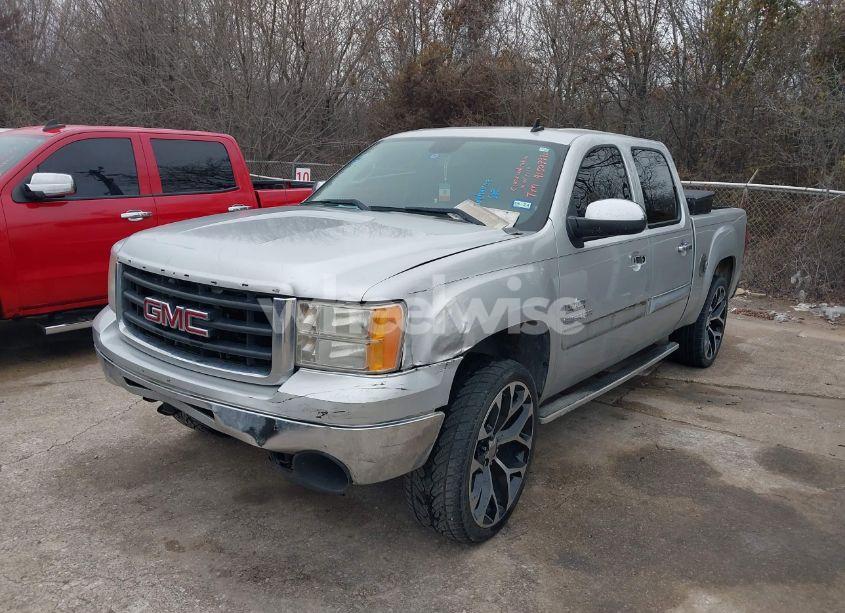 Photo 2 of 2010 Gmc Sierra 1500 SLE (VIN 3GTRCVE07AG275043)