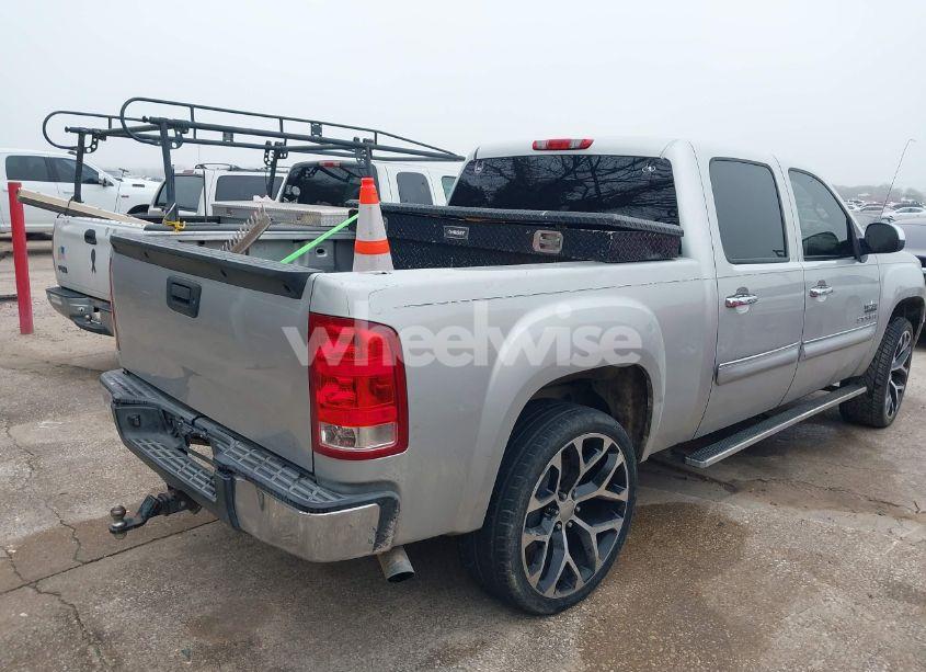 Photo 4 of 2010 Gmc Sierra 1500 SLE (VIN 3GTRCVE07AG275043)