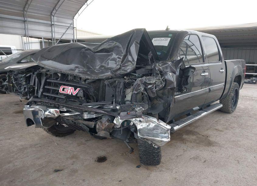 Photo 2 of 2010 Gmc Sierra 1500 SLE (VIN 3GTRCVE09AG252556)