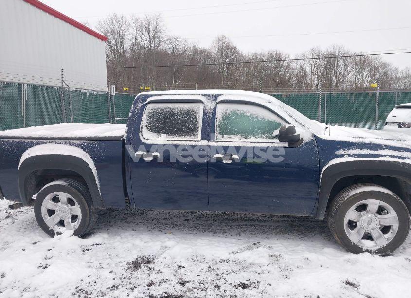 Photo 14 of 2010 Gmc Sierra 1500 SLE (VIN 3GTRKVE30AG284518)