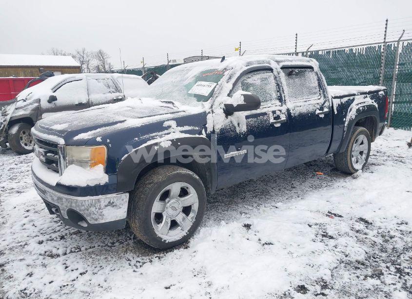 Photo 2 of 2010 Gmc Sierra 1500 SLE (VIN 3GTRKVE30AG284518)