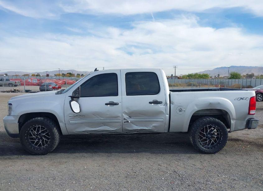 Photo 14 of 2010 Gmc Sierra 1500 SLE (VIN 3GTRKVE31AG259692)