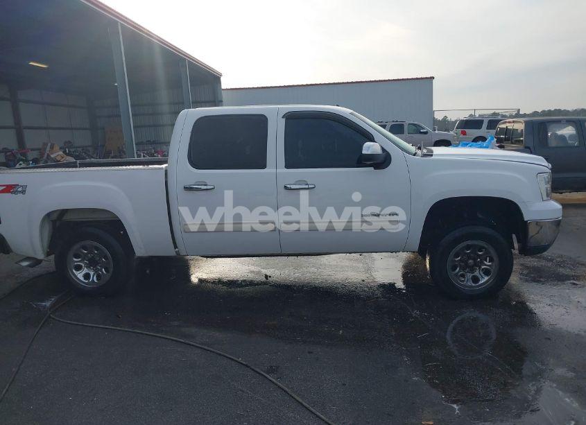 Photo 13 of 2010 Gmc Sierra 1500 SLE (VIN 3GTRKVE32AG224644)