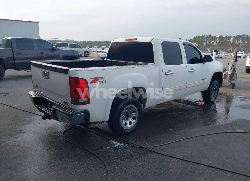 Photo 4 of 2010 Gmc Sierra 1500 SLE (VIN 3GTRKVE32AG224644)