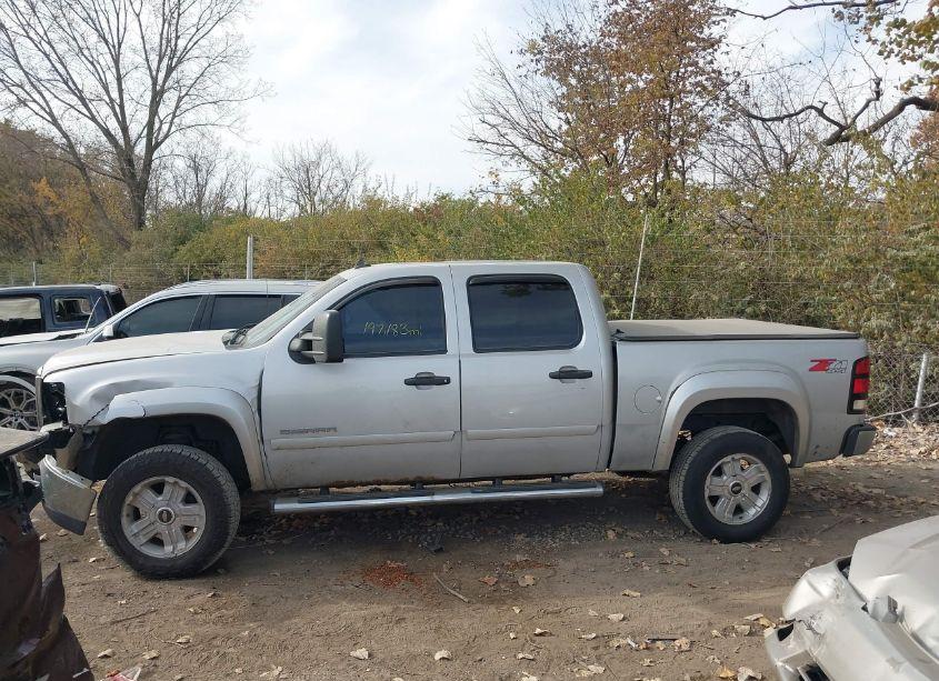 Photo 15 of 2010 Gmc Sierra 1500 SLE (VIN 3GTRKVE33AG273108)