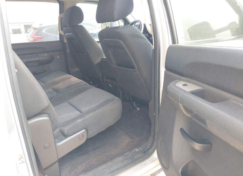 Photo 8 of 2010 Gmc Sierra 1500 SLE (VIN 3GTRKVE33AG273108)