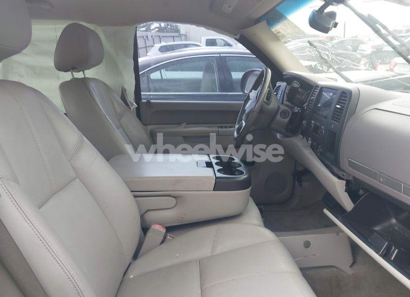 Photo 5 of 2010 Gmc Sierra 1500 SLE (VIN 3GTRKVE36AG178297)