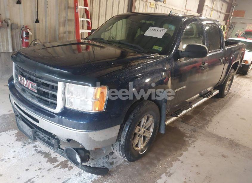 Photo 2 of 2010 Gmc Sierra 1500 SLE (VIN 3GTRKVE37AG296732)