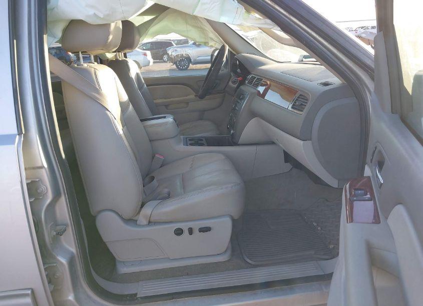 Photo 5 of 2010 Gmc Sierra 1500 SLT (VIN 3GTRKWE34AG113907)